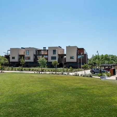 Charming By Intiholidays